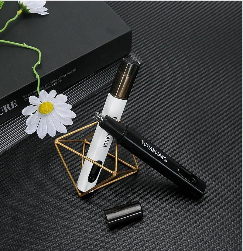 2 In 1 Electric Portable Ear And Nose Hair Trimmer